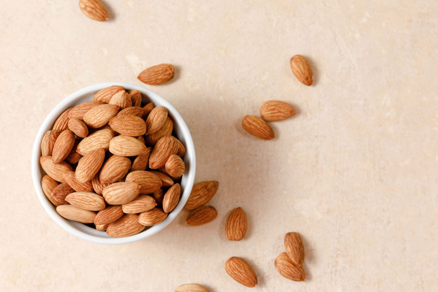 Here’s What Happens When You Eat Almonds Every Day, According to Registered Dietitians