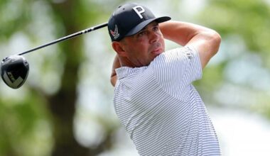‘I got a thousand pounds off my back’: Freed-up Gary Woodland one shot back of lead at Texas Children’s Houston Open