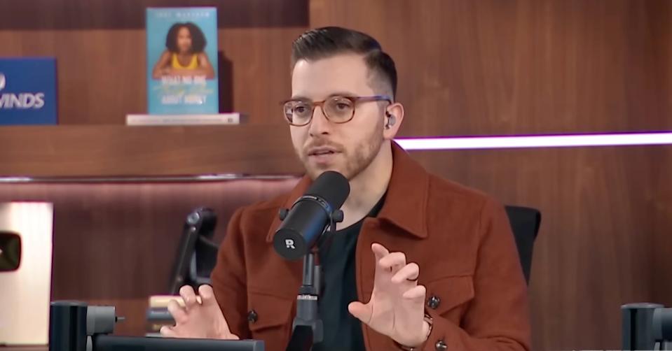 Male Ramsey Show host