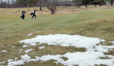 Golfers pack Massachusetts course on opening day despite lingering snow: "Seeing a lot of smiles."
