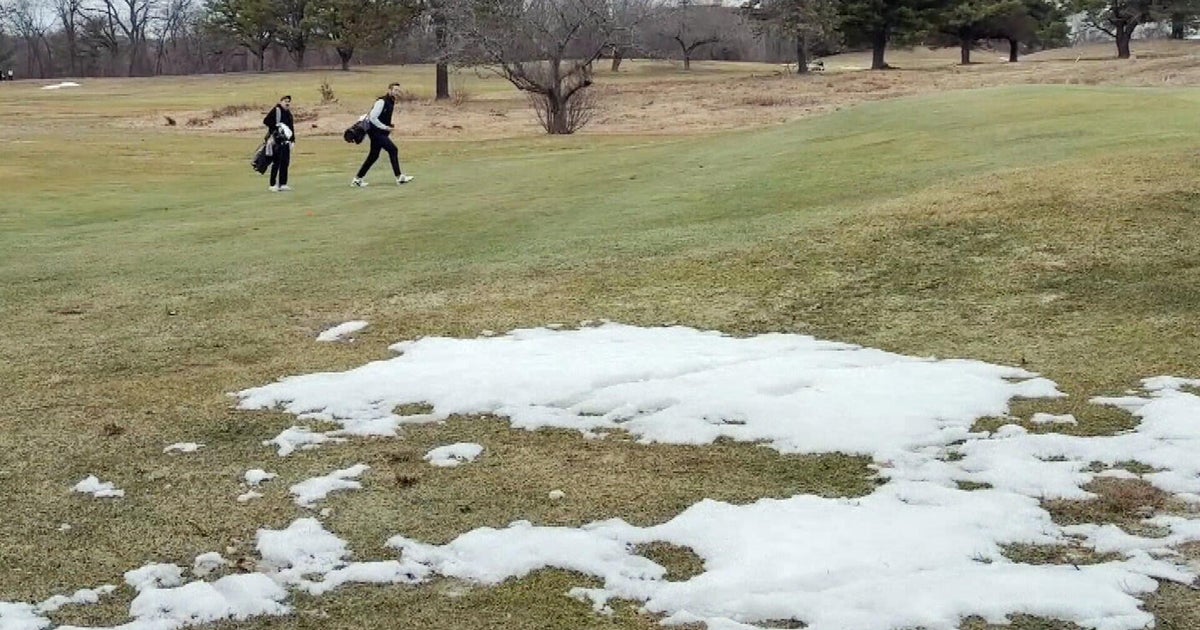 Golfers pack Massachusetts course on opening day despite lingering snow: "Seeing a lot of smiles."