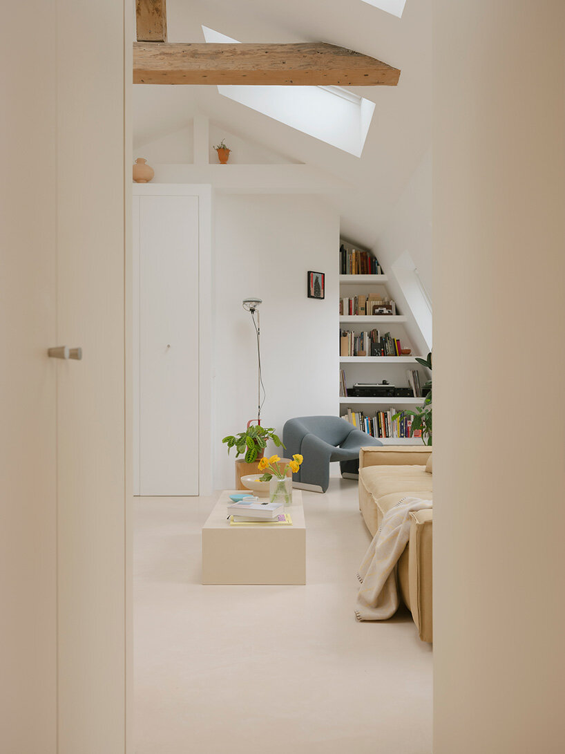 acte deux unifies parisian 'maids' rooms' into 55-square-meter attic apartment - 7