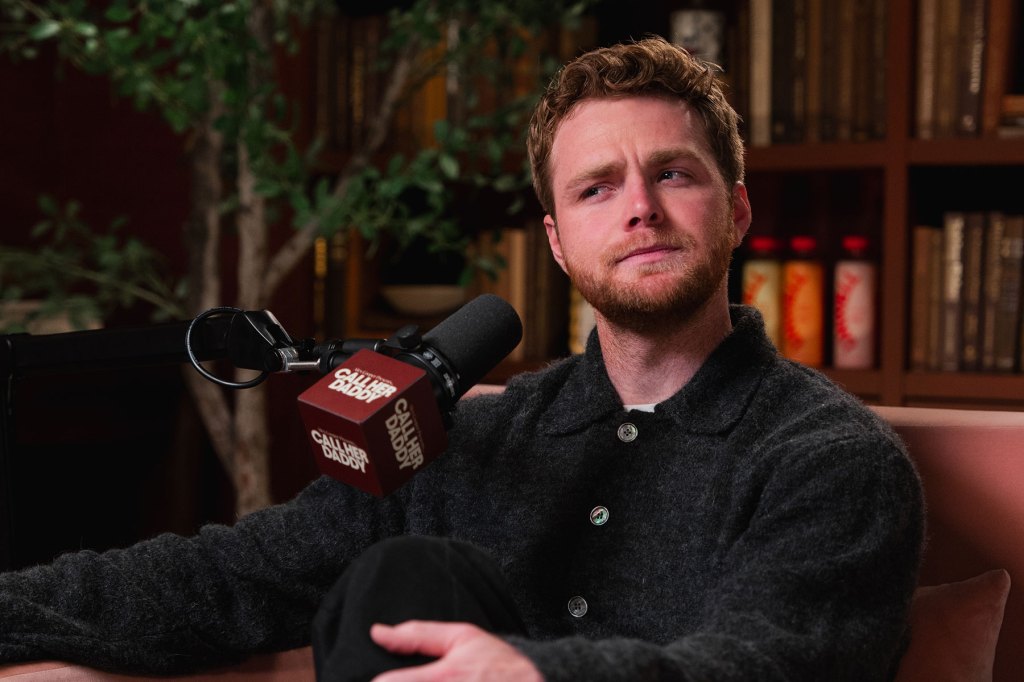 Alex Warren Explains Grammy Performance Mishap: 'It Was Horrifying'