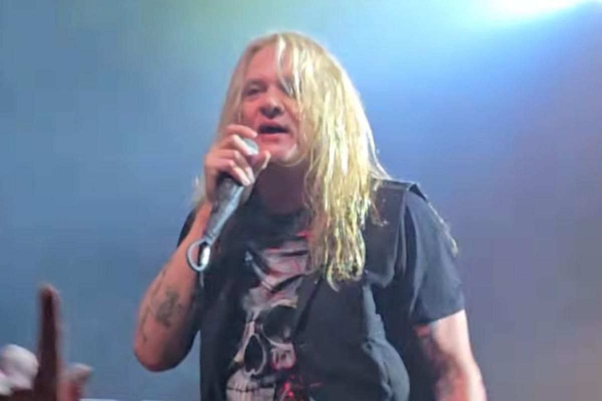 Sebastian Bach Performs Twisted Sister Classic With His Solo Band