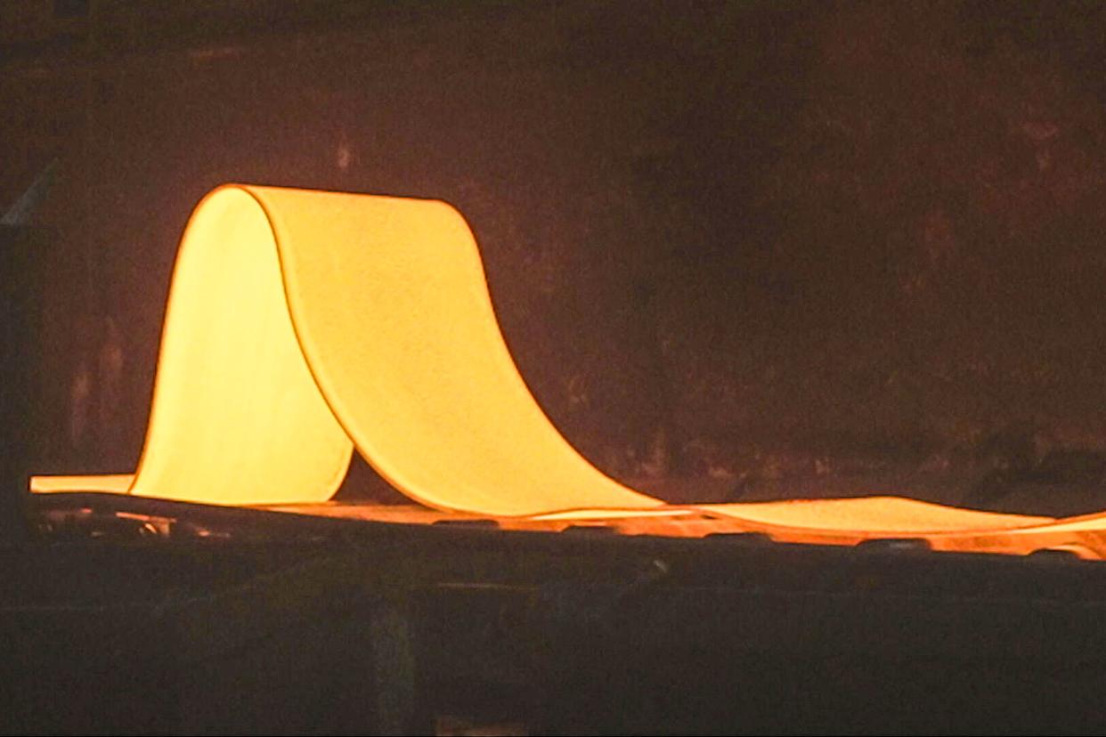 U.S. Steel’s Mon Valley Works Irvin Plant in Pittsburgh, Pa. (NBC News)