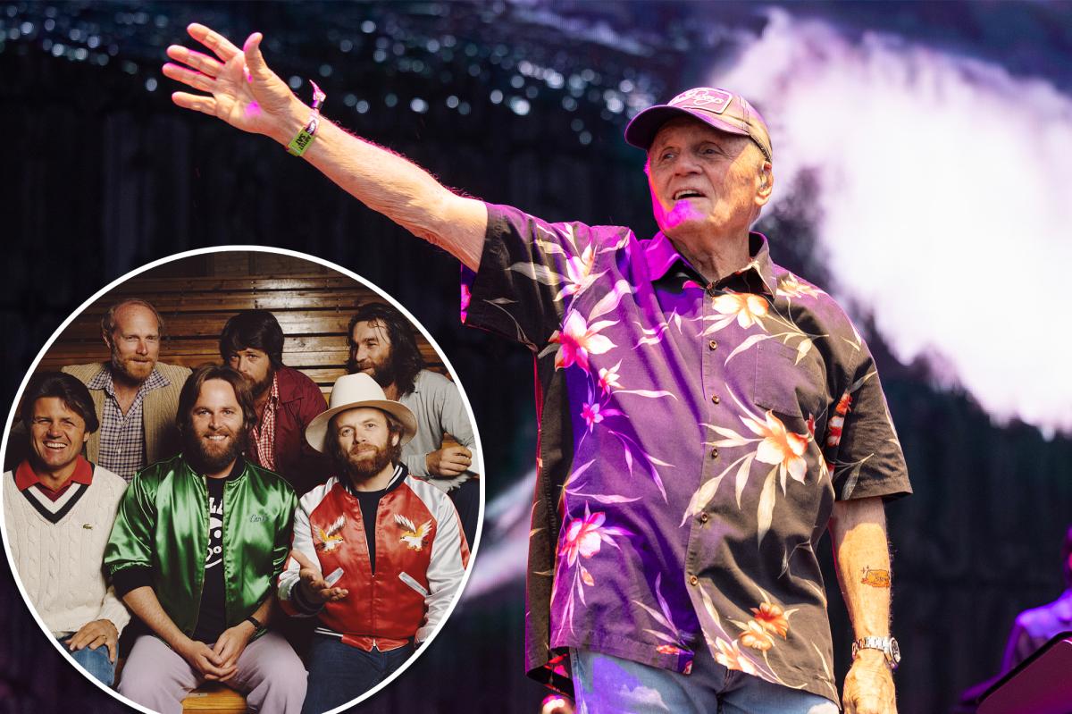 Beach Boys icon Bruce Johnston steps away from band after 60 years