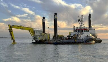 BREAKING NEWS: Boskalis resumes the largest ever UXO clearance project