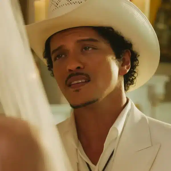 Billboard 200: Bruno Mars Lands First #1 Debut Album With 'The Romantic'