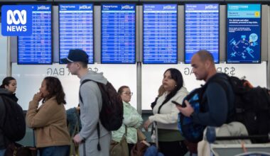 Donald Trump orders ICE agents to man US airport security checkpoints