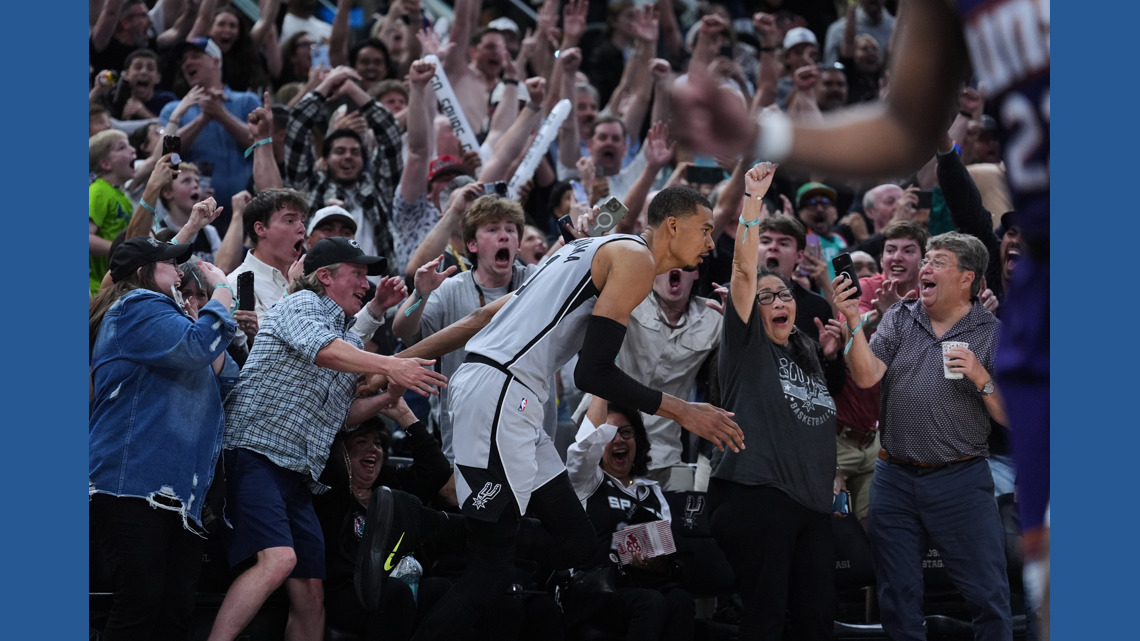 Wembanyama leads Spurs by Suns to end 6-season playoff drought, stirring memories of historic run