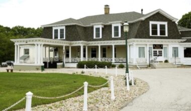 Rock Island Arsenal to demolish historic golf clubhouse, stone bridge