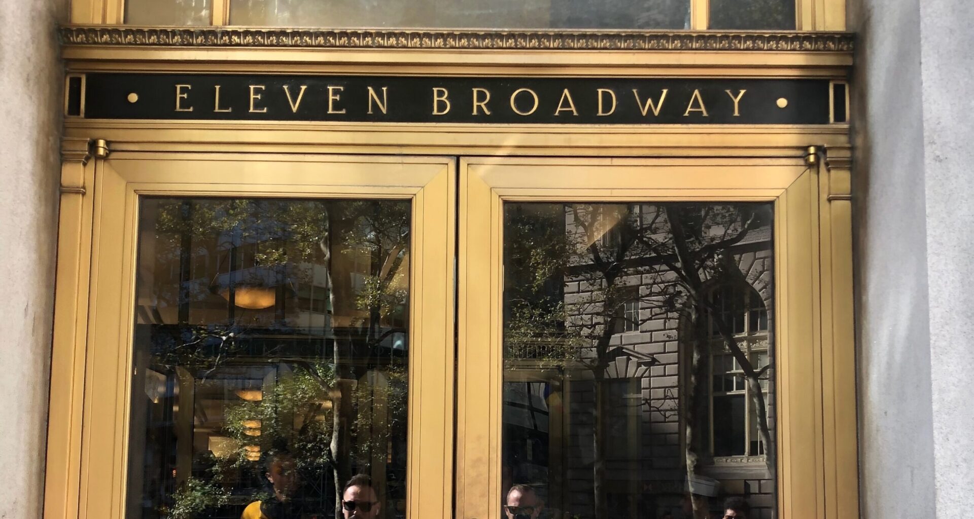 Downtown Manhattan Loses a Kosher Staple • YeahThatsKosher