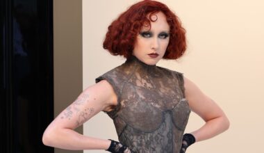 Security Guard Who Made 11-Year-Old Cry Says He Wasn’t Working For Chappell Roan