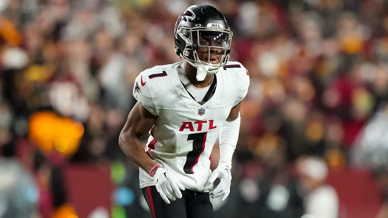 Falcons planning to release WR Darnell Mooney