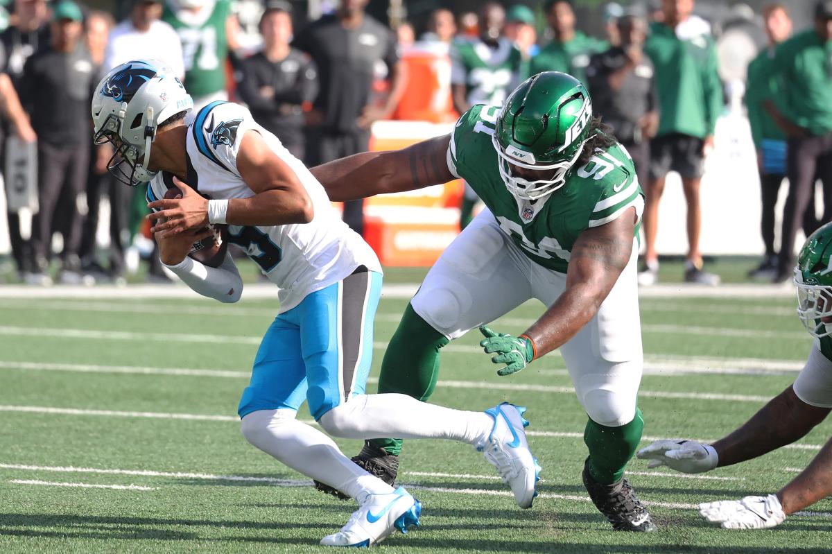 Jets bring back trio of players with free agency set to begin