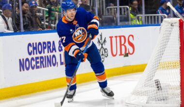 Tony DeAngelo to miss 1-2 weeks in Islanders crusher during playoff push