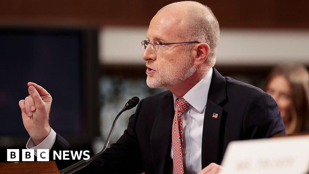 FCC chair threatens to revoke broadcasters' licences over Iran coverage - BBC