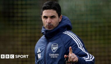 Mikel Arteta during Arsenal training