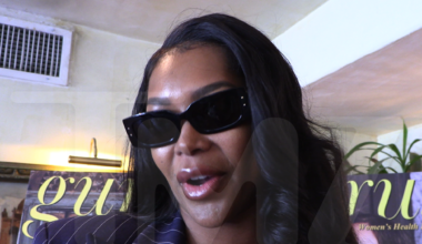 Jessica White Says It's Okay for Women to Be Bisexual, But Not Men