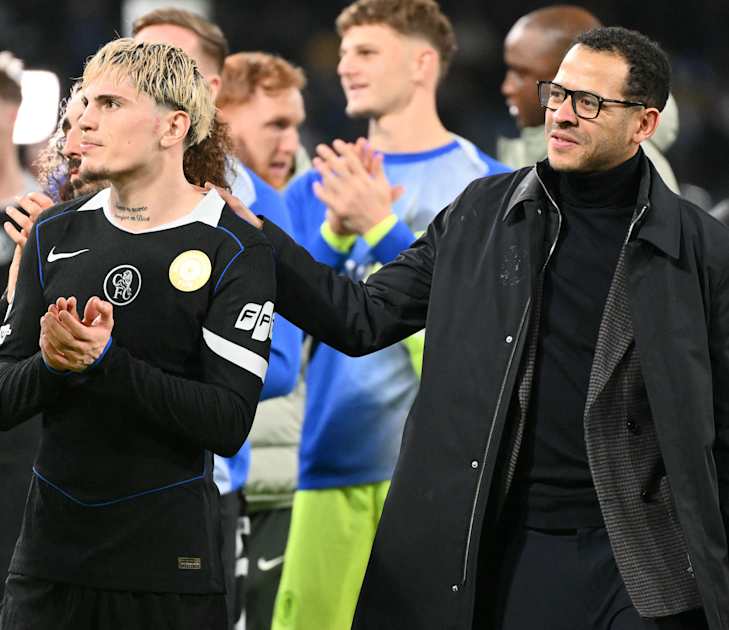 Rosenior: ‘Outstanding’ Garnacho will get his chance | News | Official Site