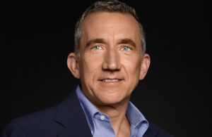 A photo of Intuitive EVP and Chief Legal and Compliance Officer Gary Loeb.