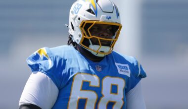 2026 NFL Free Agency | Miami Dolphins sign OL Jamaree Salyer