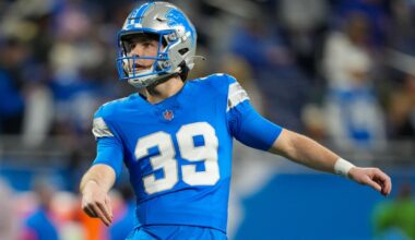 Lions kicker Jake Bates officially re-signs