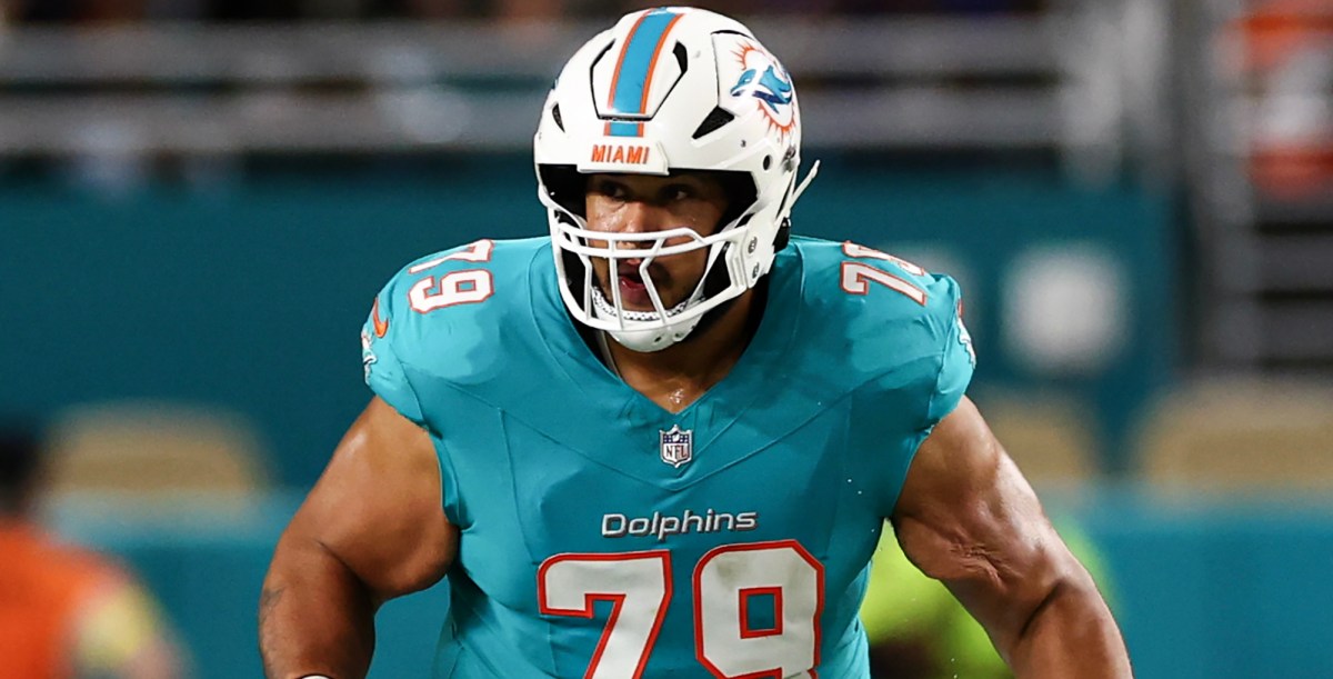 Detroit Lions’ thoughts on Larry Borom provide clarity on Penei Sewell’s future