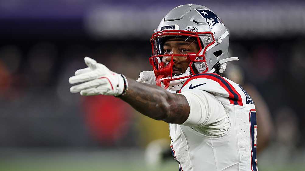 Patriots to release Stefon Diggs, NFL Network says
