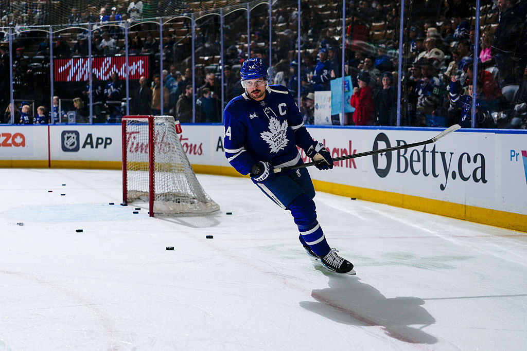 Auston Matthews Receives Mixed Reaction In Return To Toronto After Team USA Gold