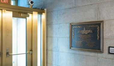 Jan. 6 police responders ask judge to let lawsuit over plaque in Capitol proceed