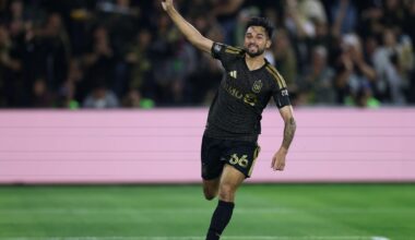 Choiniere scores 2 goals, Lloris has 4th consecutive shutout as LAFC beats St. Louis 2-0