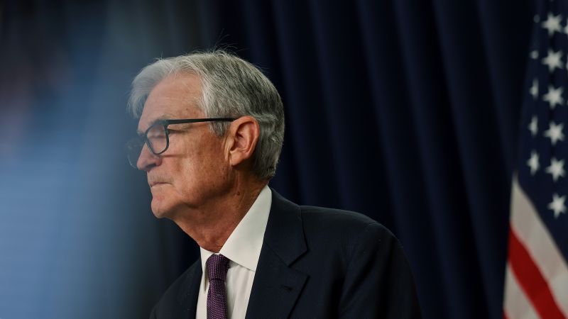 Even Jerome Powell doesn’t know what’s going on with the economy