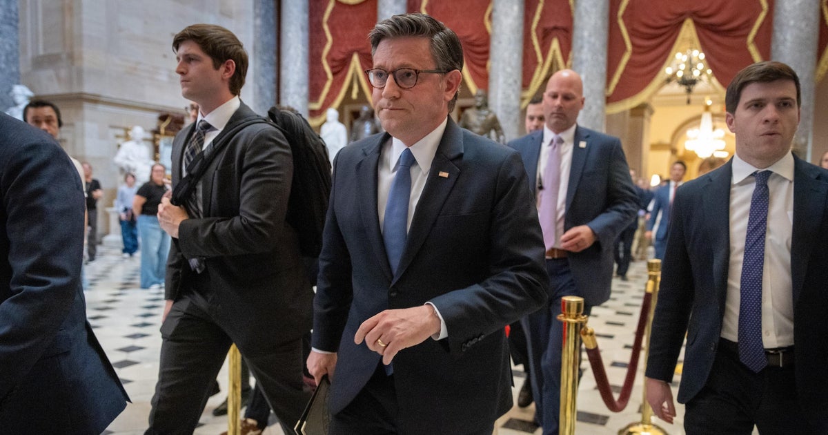 DHS funding bill passes House, but shutdown drags on as Senate approves its own plan