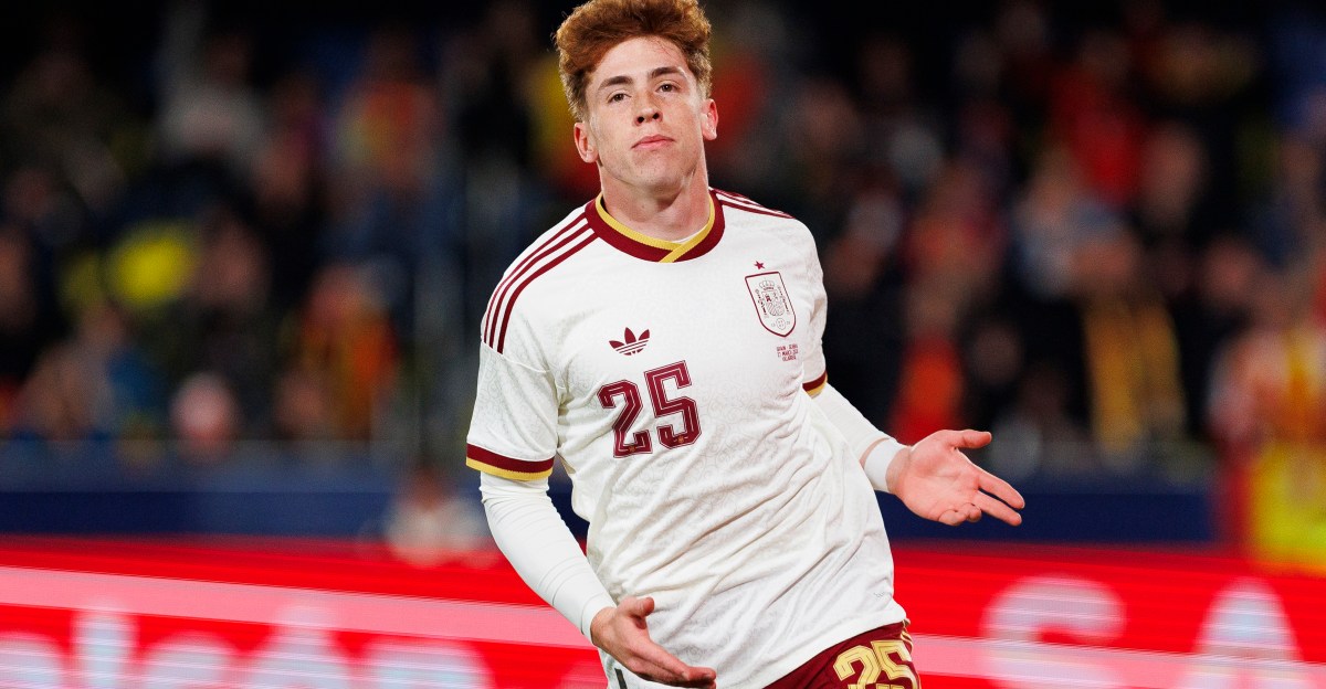 Barcelona persists against Real Madrid in tug-of-war for Víctor Muñoz