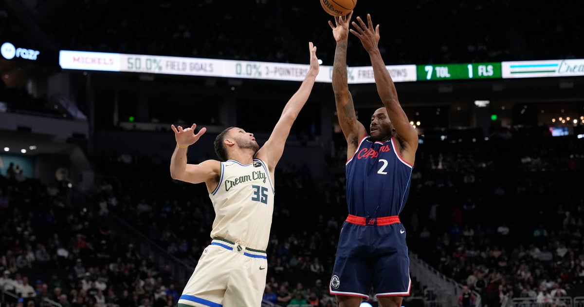 Mathurin scores 28 to pace Clippers past short-handed Bucks 127-113