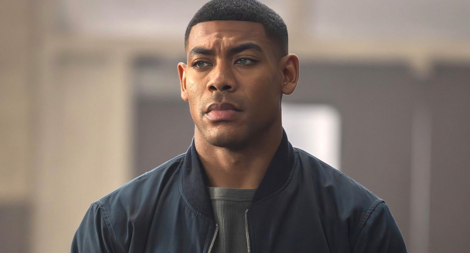 GREEN LANTERN Artist Calls LANTERNS Star Aaron Pierre A "F****t" In Trailer Review