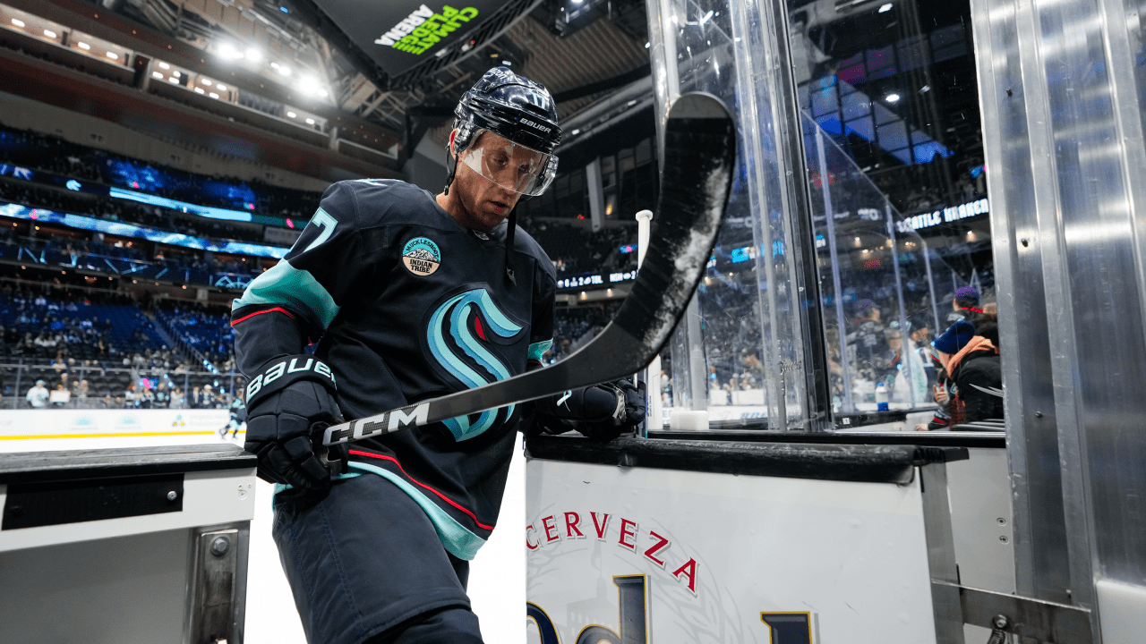 NHL Status Report: Schwartz out indefinitely for Kraken with upper-body injury