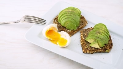 Eat avocado to protect your skin barrier. (Unsplash)