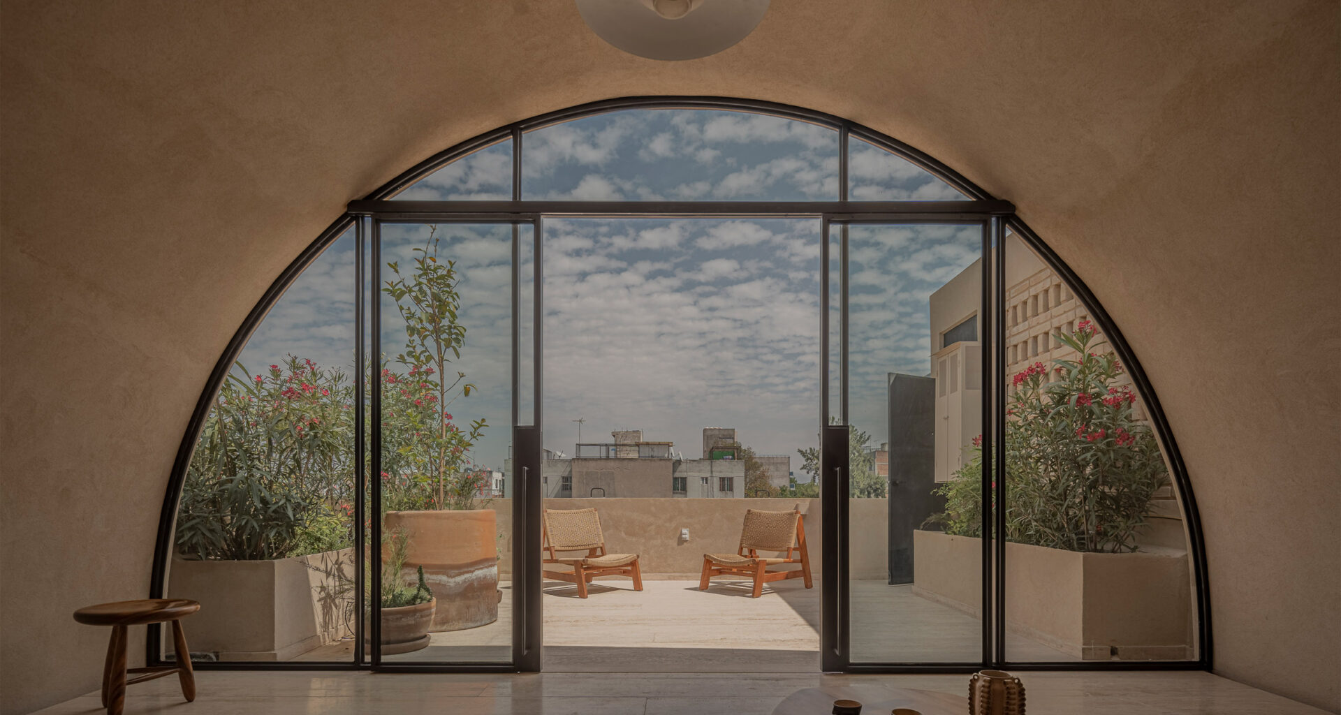 Bloqe Architectura designs apartment block after manor houses