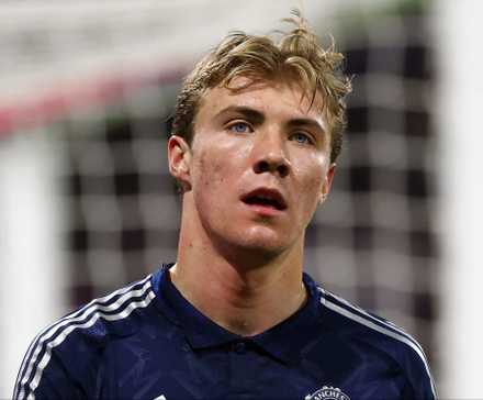 Hojlund-Man-Utd-Lyon