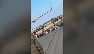 Video shows frantic moments after ‘unruly passenger’ makes bomb threat on Atlanta flight – WSB-TV Channel 2