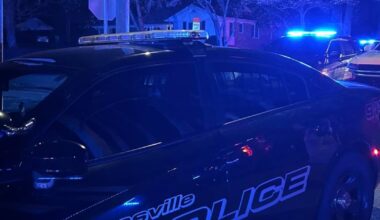 Officer shot, suspect dead after SWAT standoff in Gainesville – WSB-TV Channel 2