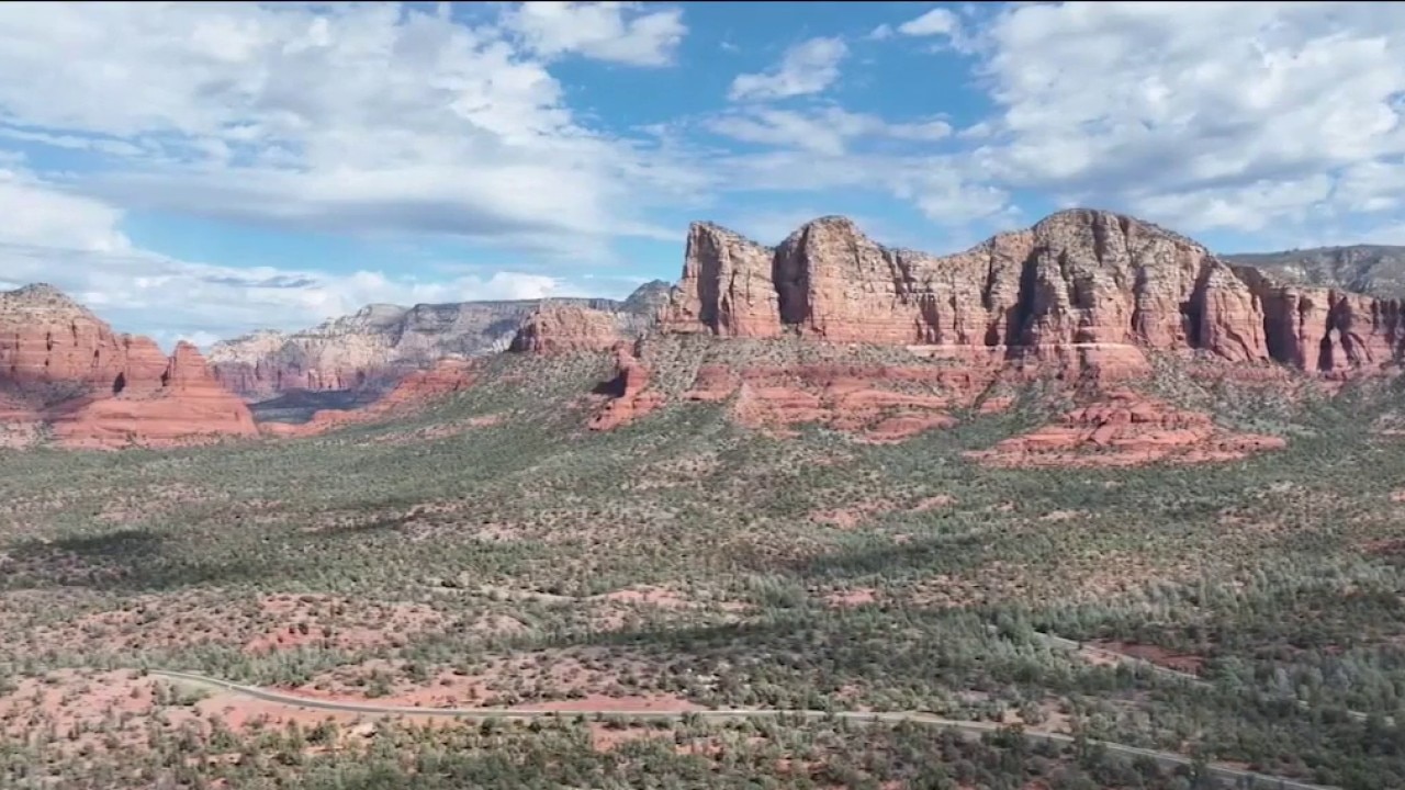 Tourists react to extreme heat in Sedona amid record-breaking temperatures 