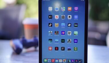 iPhone Fold rumor: iPad-like multitasking, but no iPad apps and no Face ID