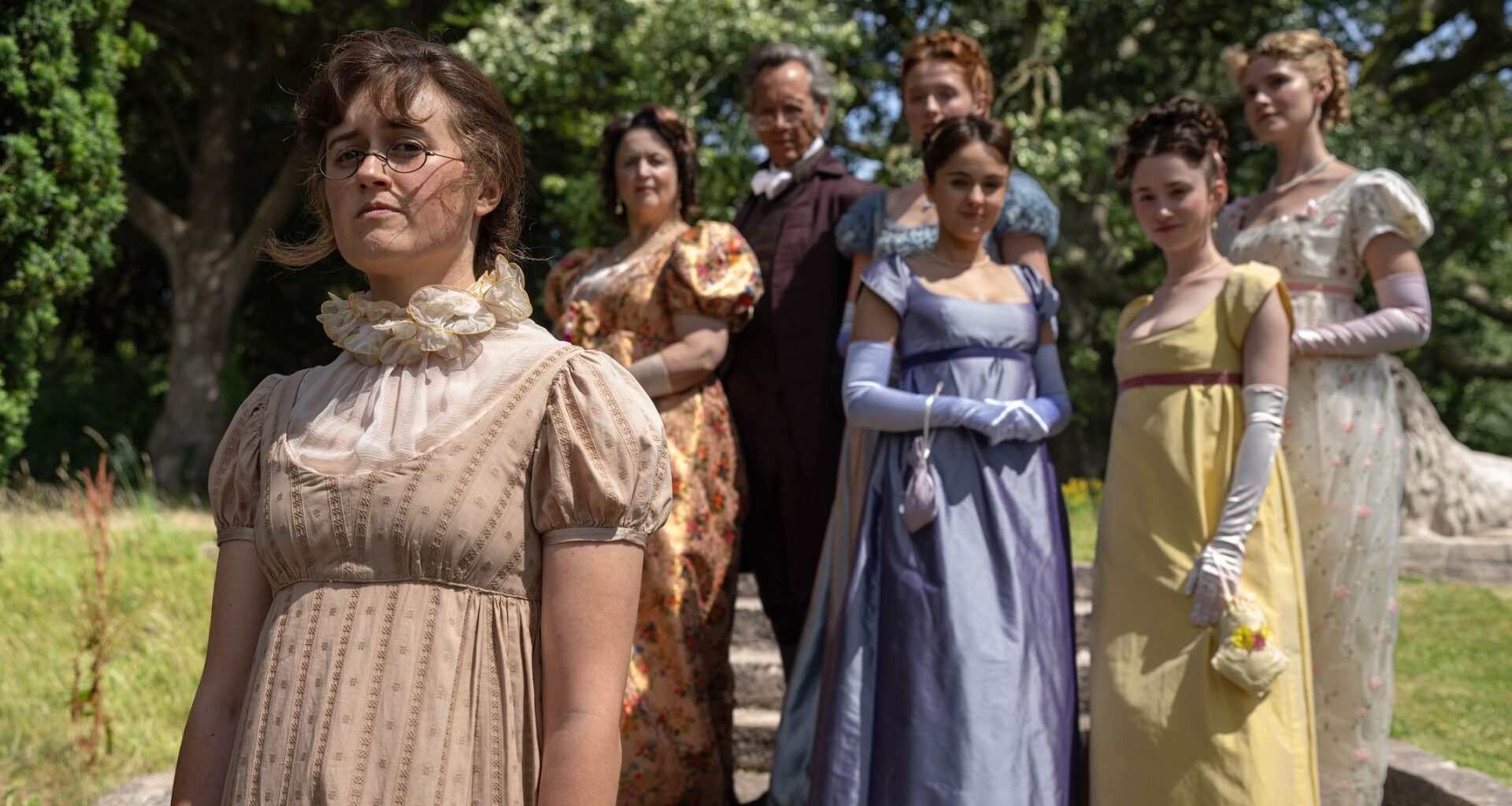 Mary Bennet (ELLA BRUCCOLERI);Mrs Bennet (RUTH JONES);Mr Bennet (RICHARD E GRANT);Lizzie Bennet (POPPY GILBERT);Kitty Bennet (MOLLY WRIGHT);Lydia Bennet (GRACE HOGG-ROBINSON);Jane Bennet (MADDIE CLOSE) in The Other Bennet Sister
