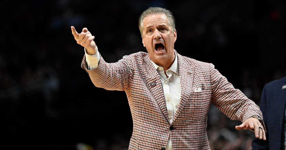Arkansas head basketball coach John Calipari instructs in the Round of 32 against High Point