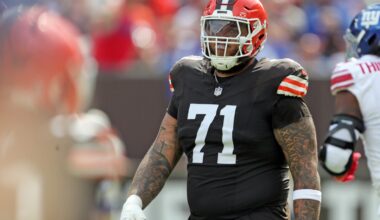 Lions host former top-10 pick OT Jedrick Wills on free agent visit