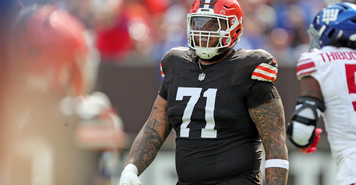 Lions host former top-10 pick OT Jedrick Wills on free agent visit