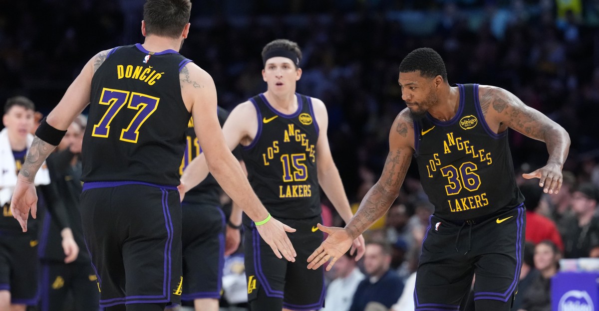 Grades for LeBron, Luka Dončić, Austin Reaves in Lakers win vs. Pelicans